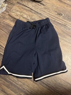 Old Navy Navy Mesh Athletic Shorts with Contrast Trim